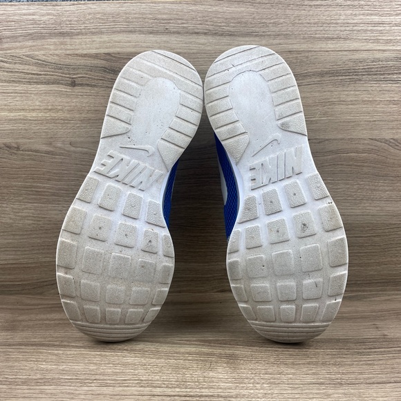 Nike Tanjun Racer Running Shoes - Picture 7 of 8